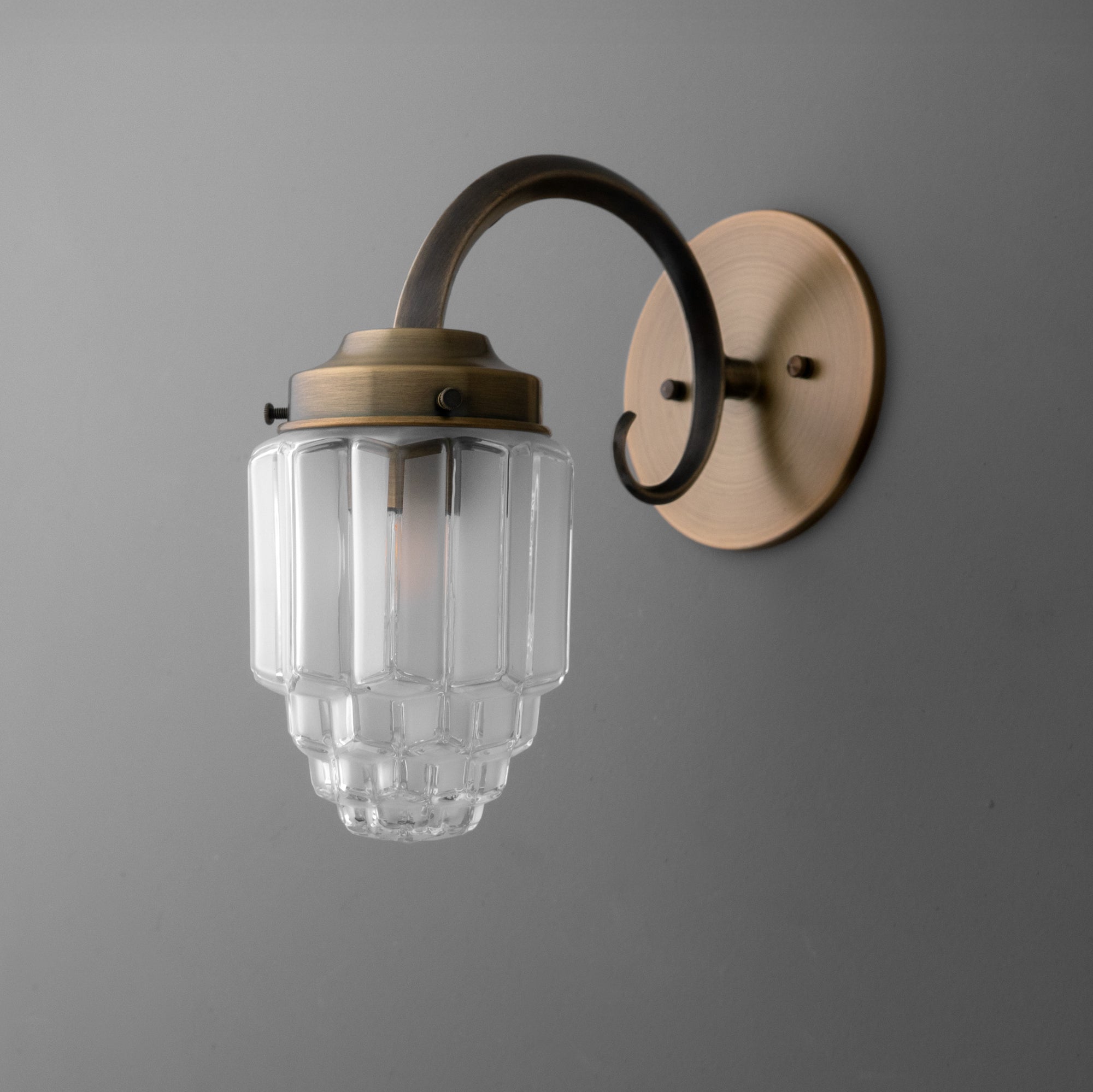 SCONCE MODEL NO. 1075