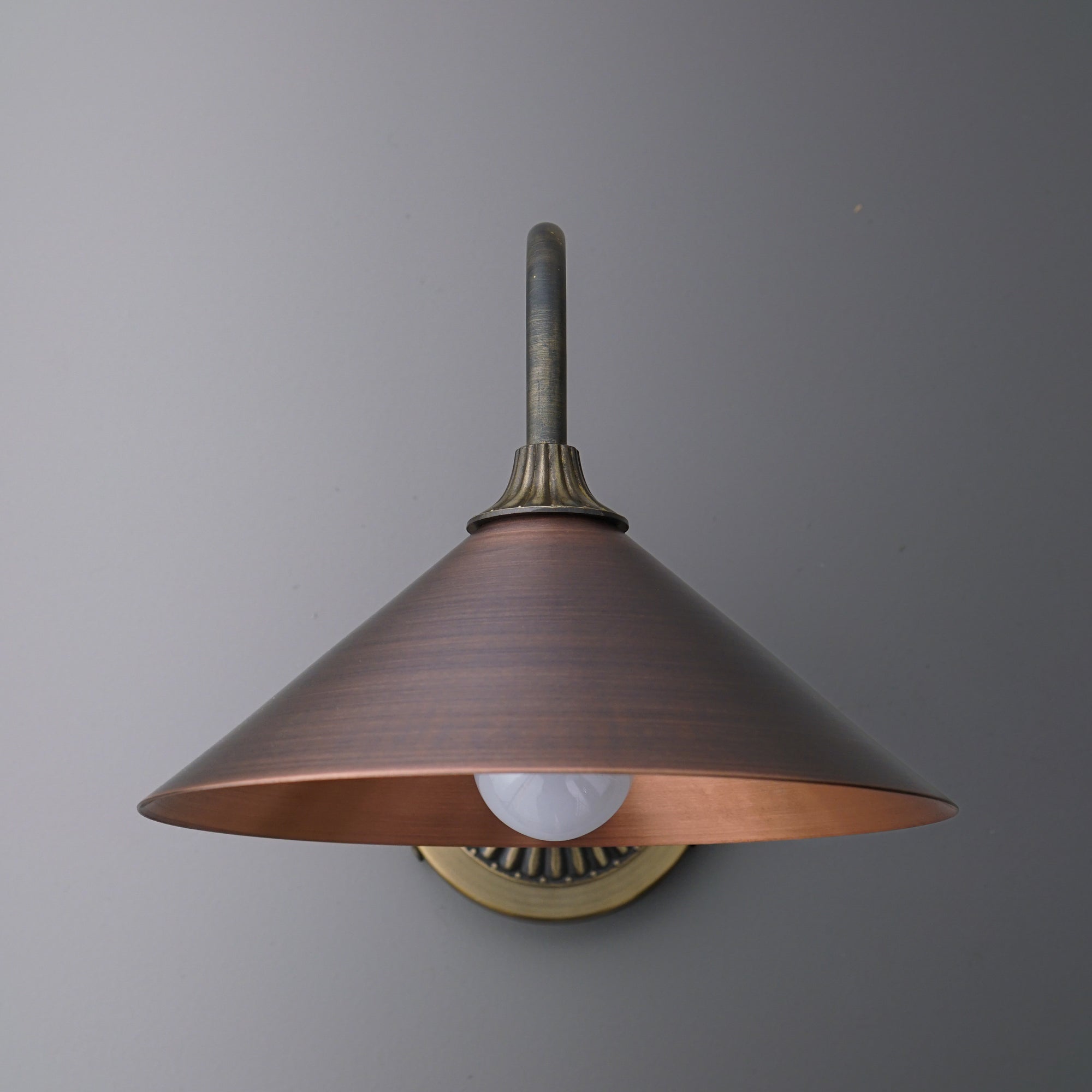 SCONCE MODEL NO. 1055