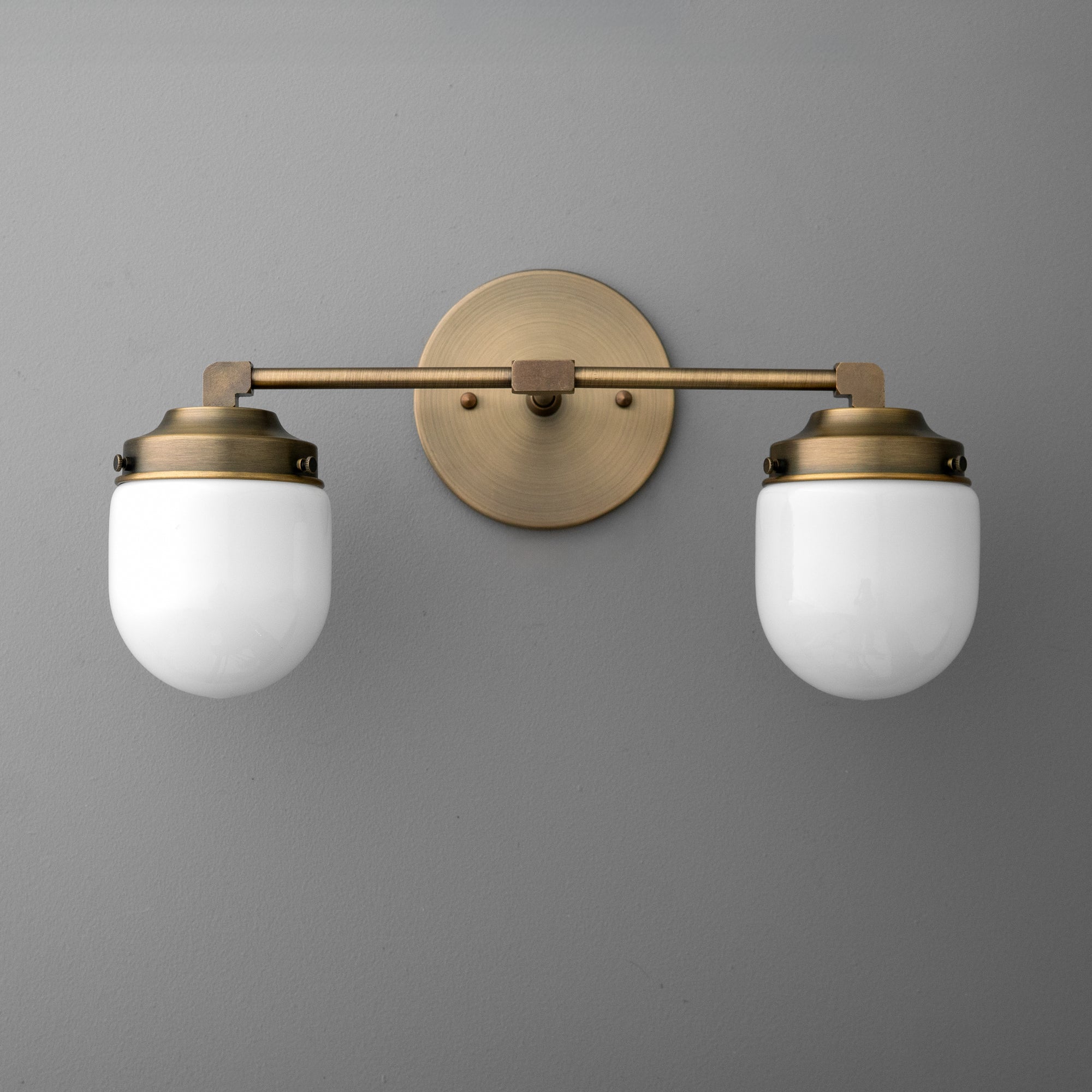 VANITY LIGHT MODEL NO. 1148