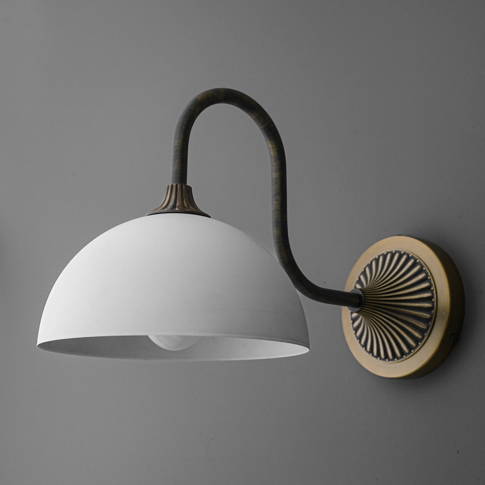 SCONCE MODEL NO. 1079