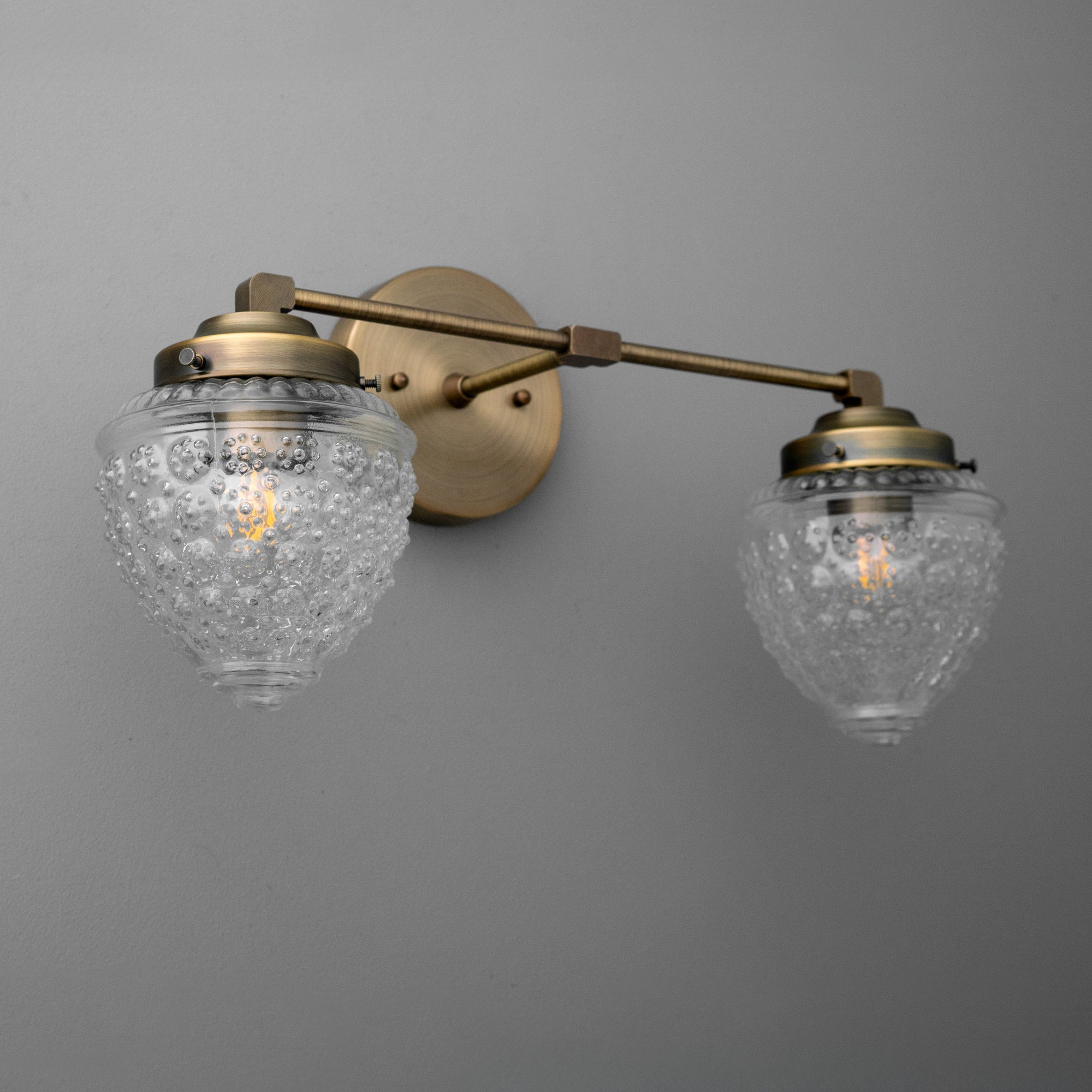 VANITY LIGHT MODEL NO. 1155