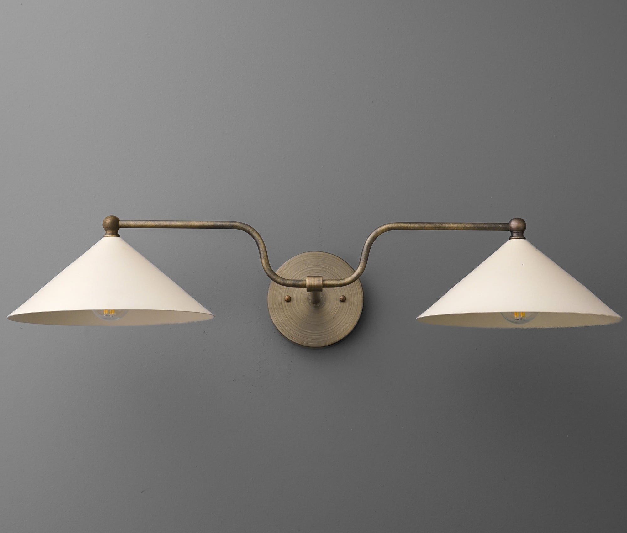 VANITY LIGHT MODEL NO. 1171