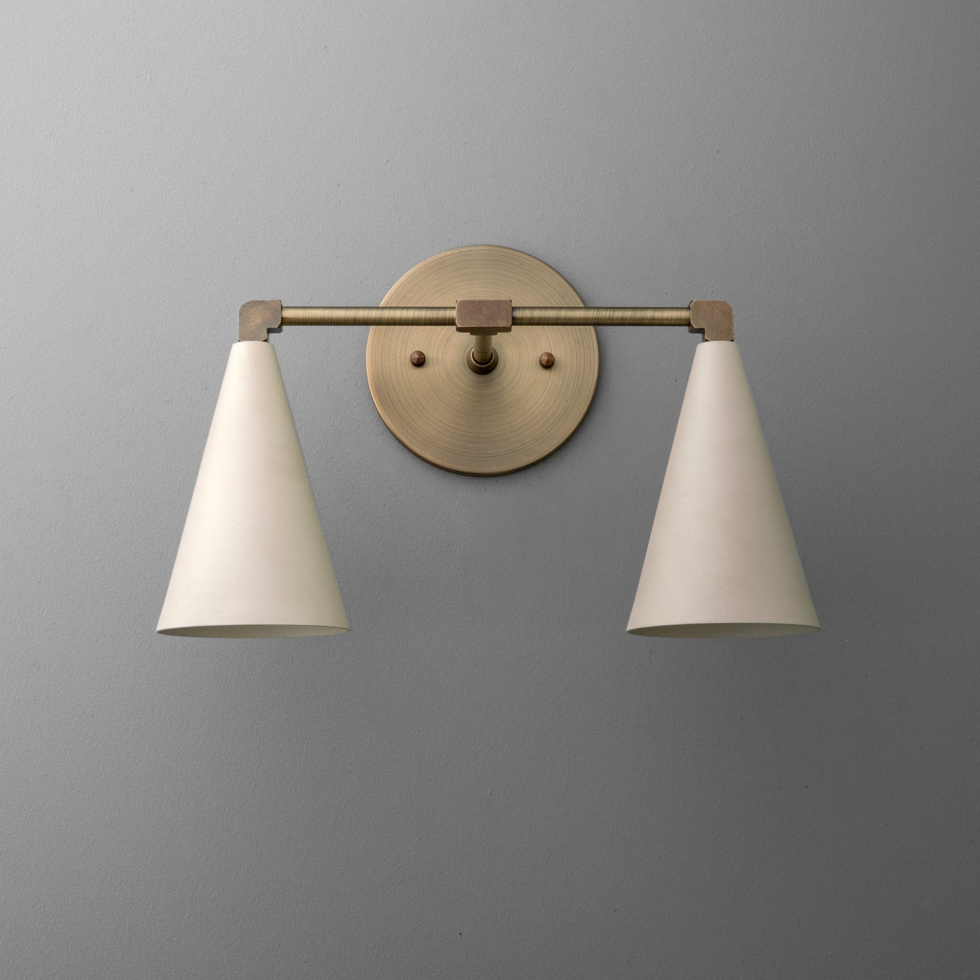 VANITY LIGHT MODEL NO. 1184