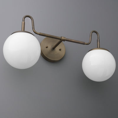 VANITY LIGHT MODEL NO. 3900