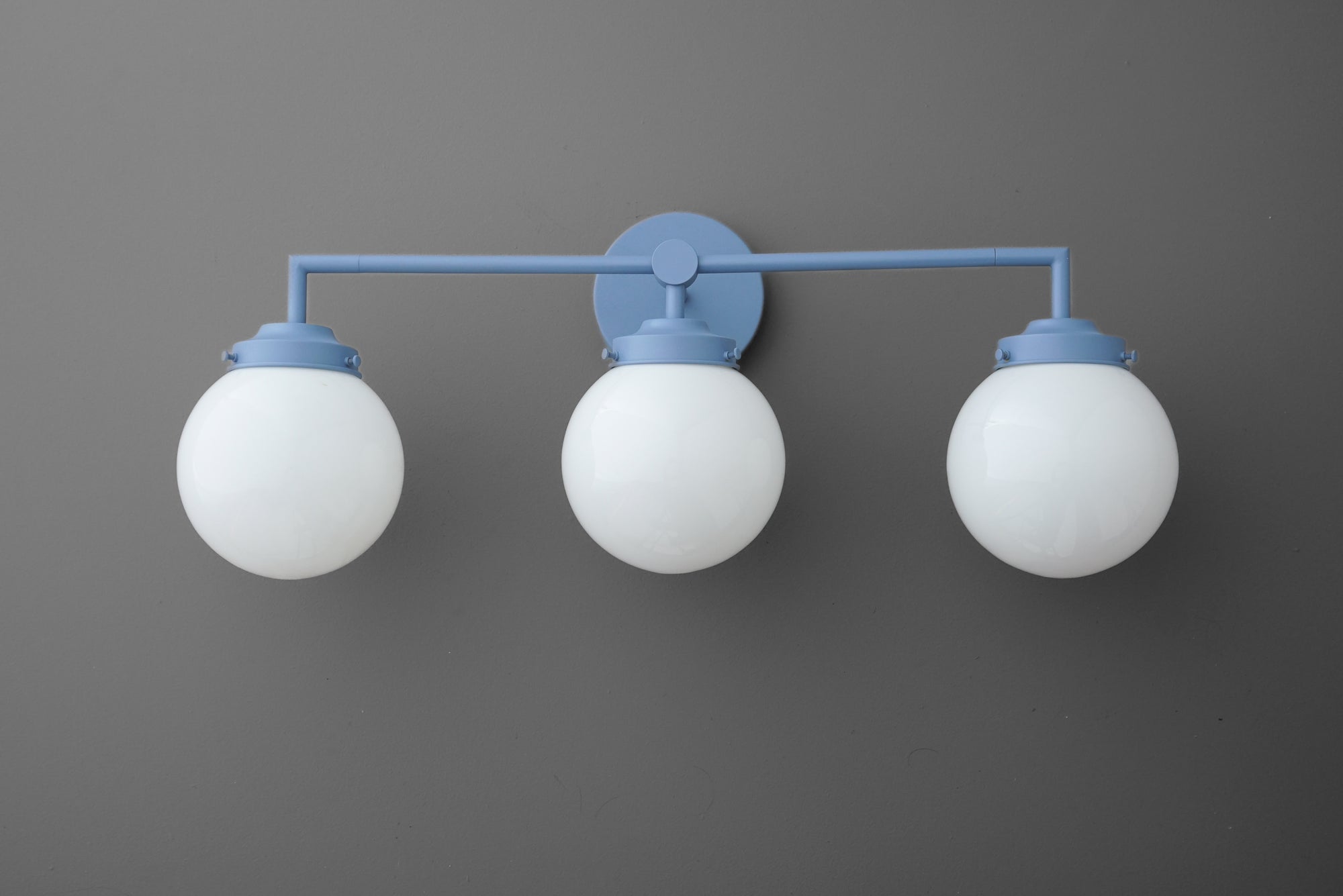 VANITY LIGHT MODEL NO. 1120