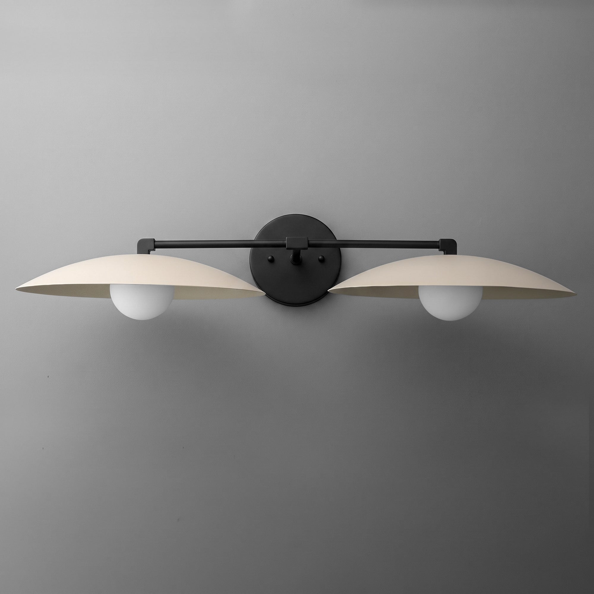 VANITY LIGHT MODEL NO. 1168