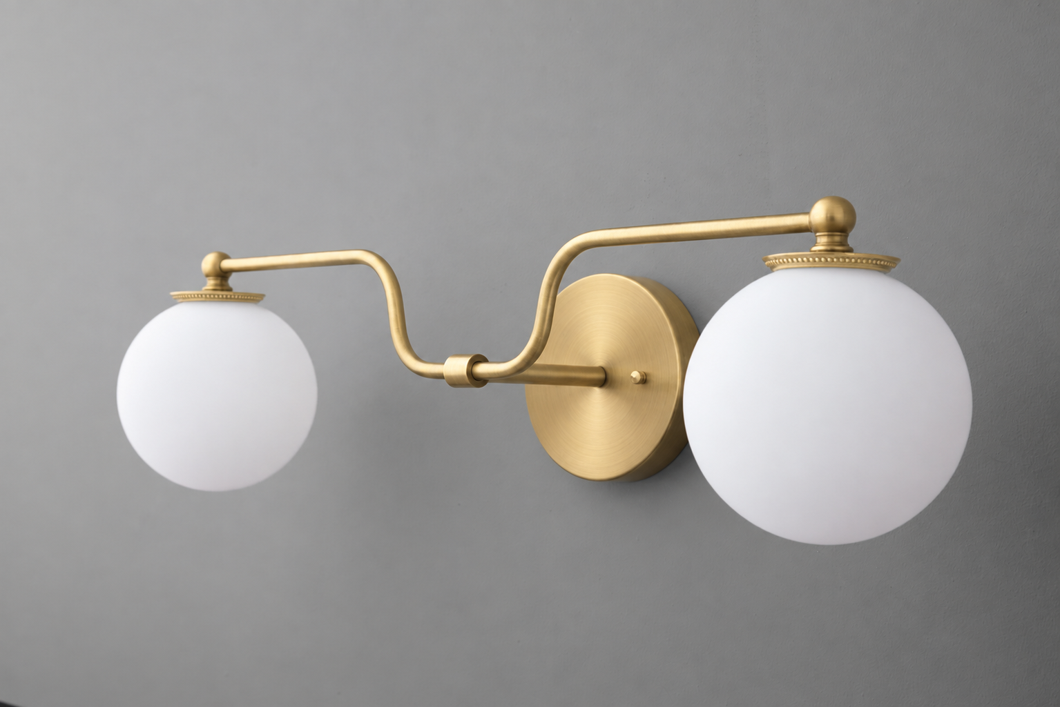 VANITY LIGHT MODEL NO. 1153