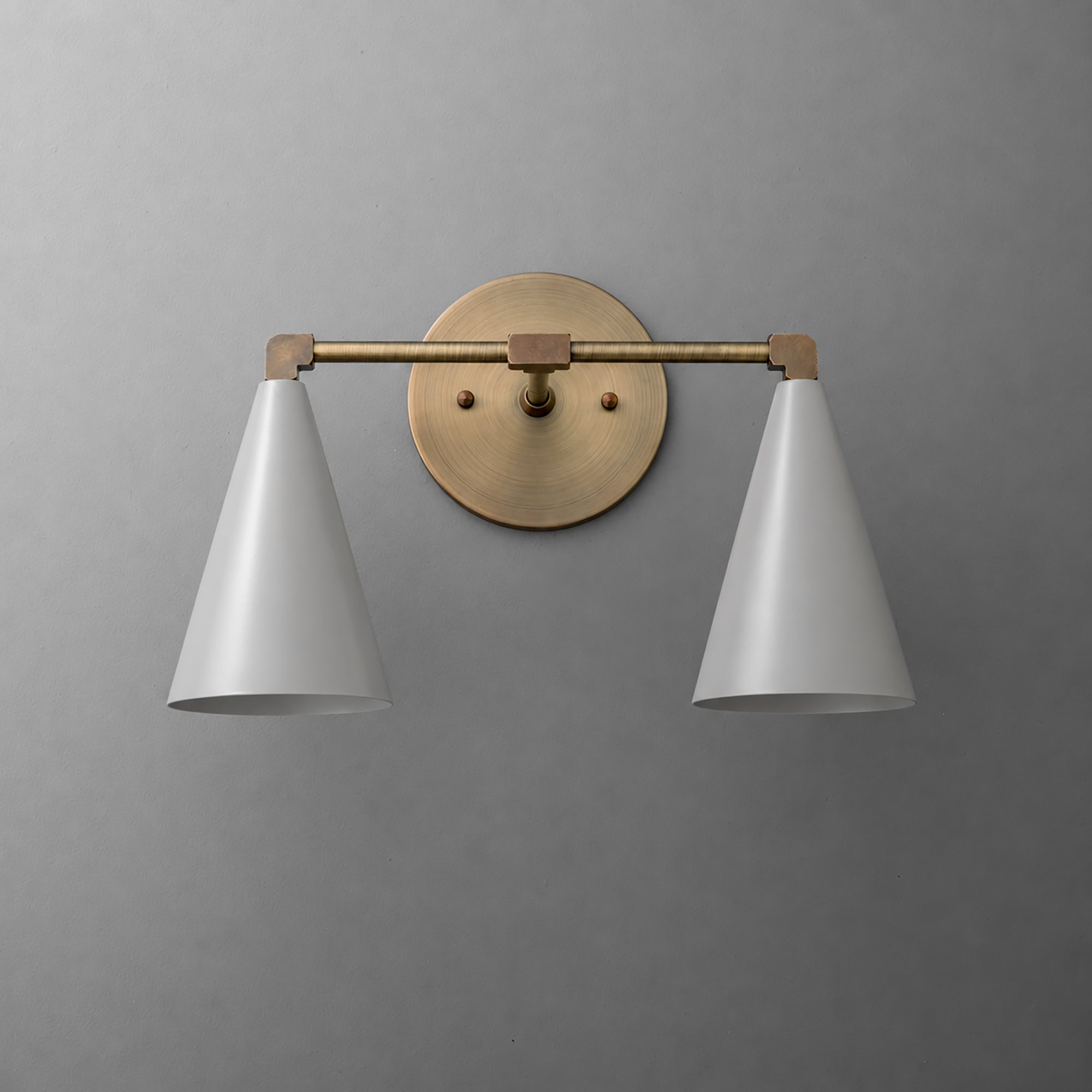 VANITY LIGHT MODEL NO. 1184
