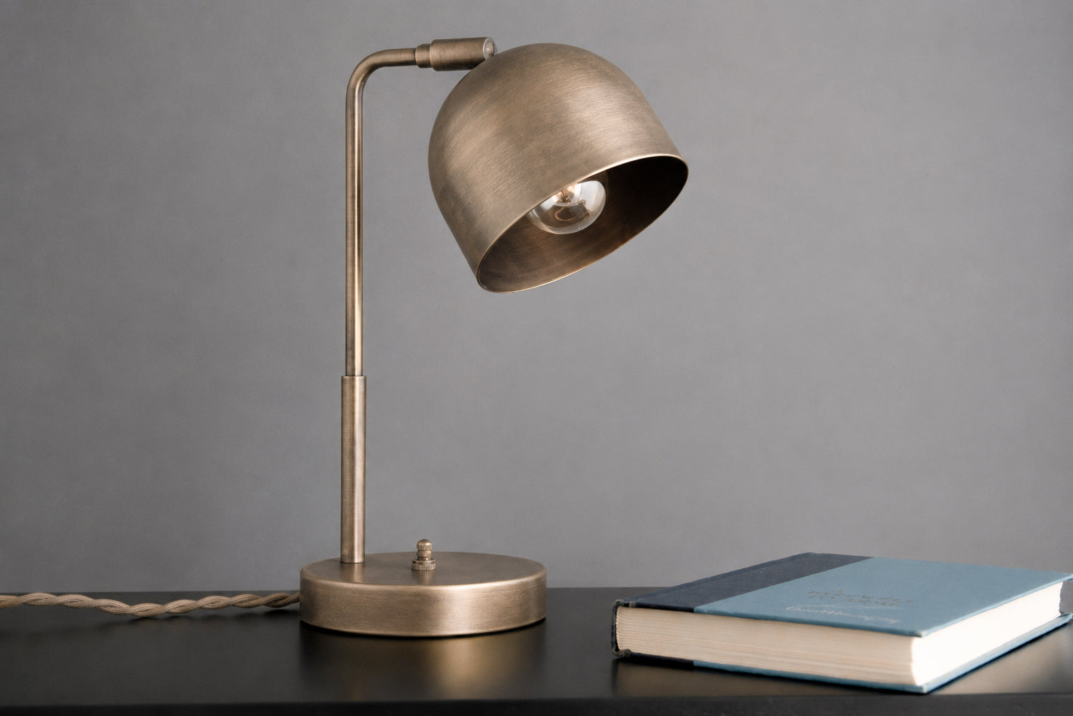 TABLE LAMP MODEL NO. 8866