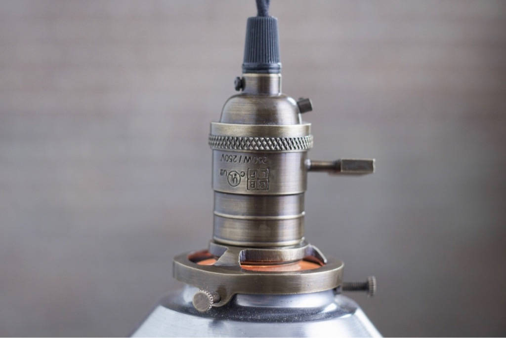 PENDANT MODEL No. 8750