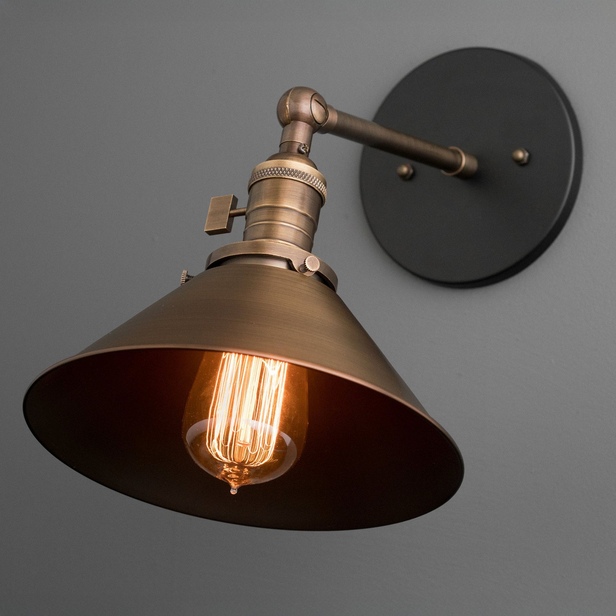 SCONCE MODEL NO. 8211