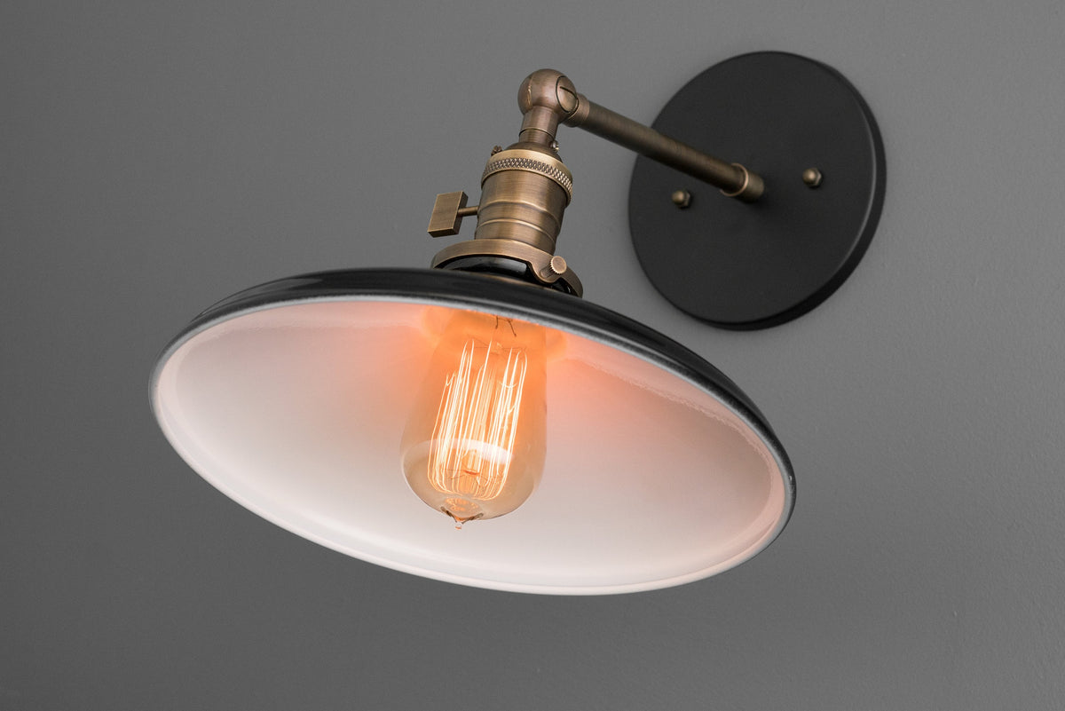 SCONCE MODEL No. 2911
