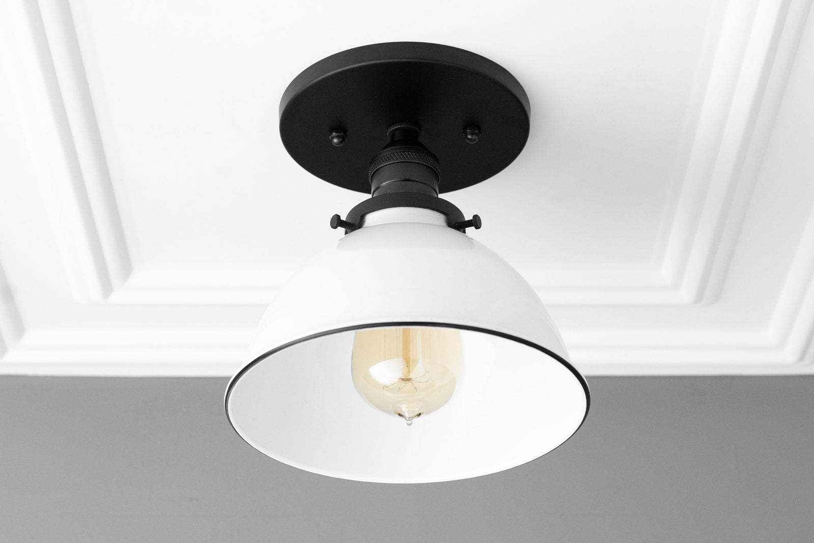 CEILING LIGHT MODEL No. 9097