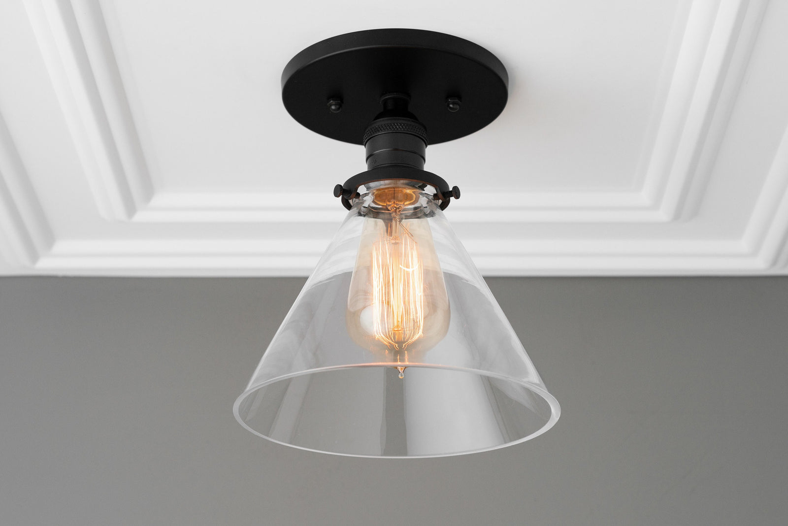 CEILING LIGHT MODEL No. 8758
