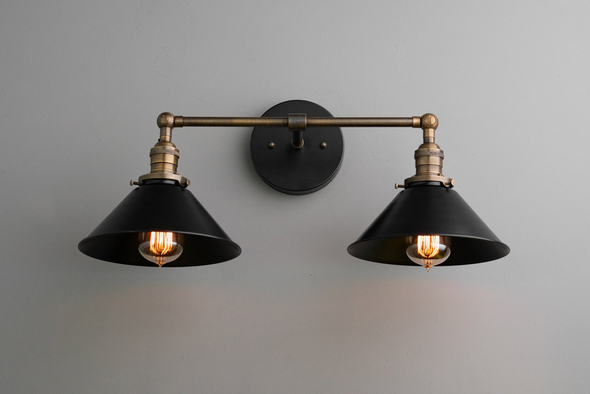 VANITY MODEL No. 1802