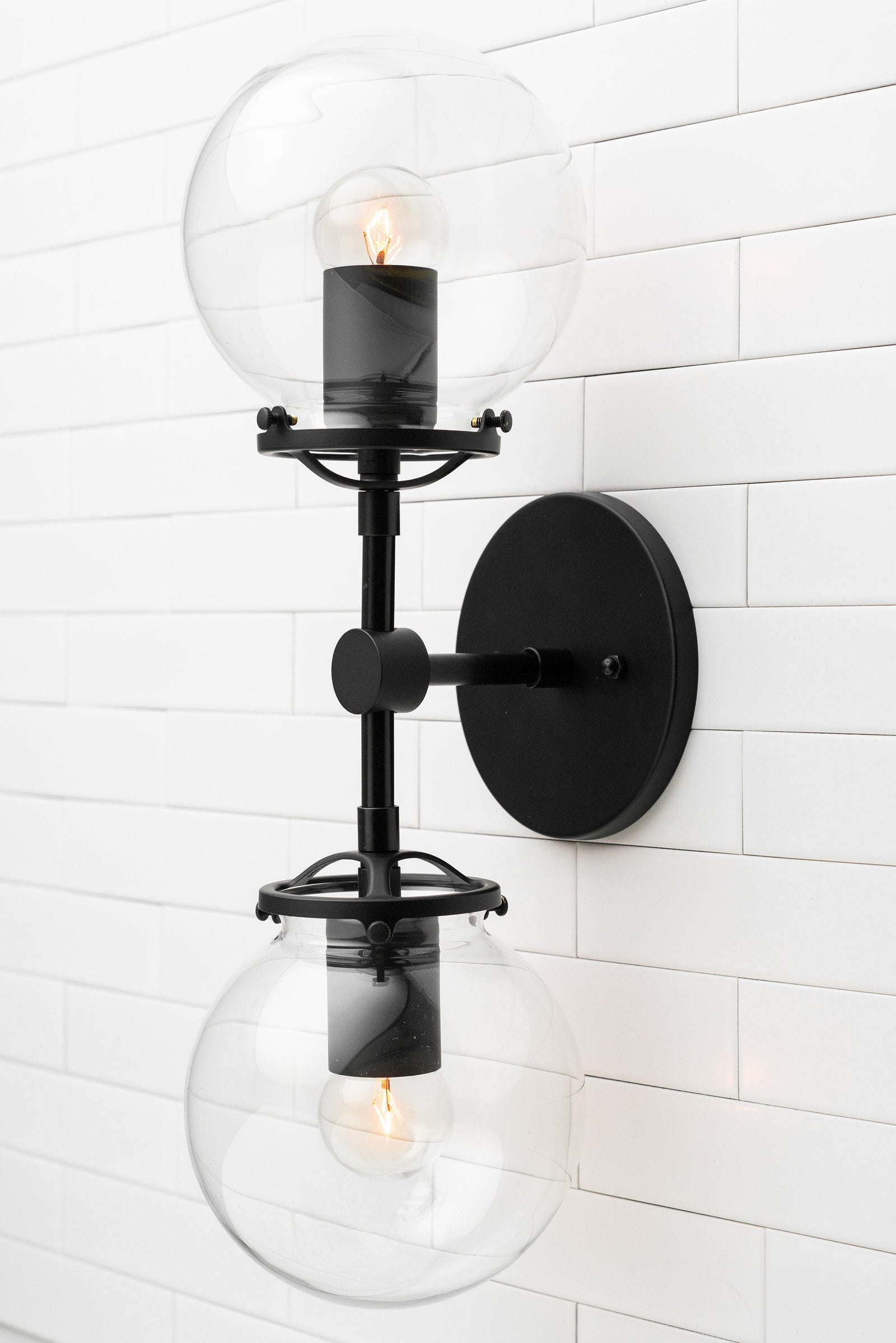 SCONCE MODEL No. 5584