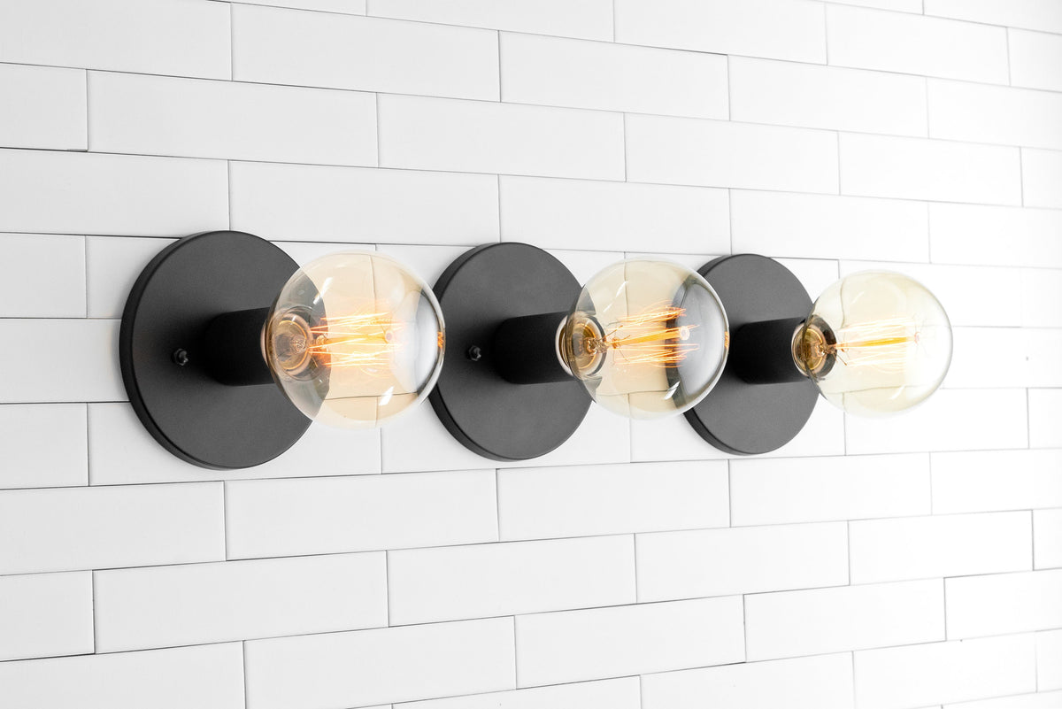 CEILING LIGHT MODEL No. 2057