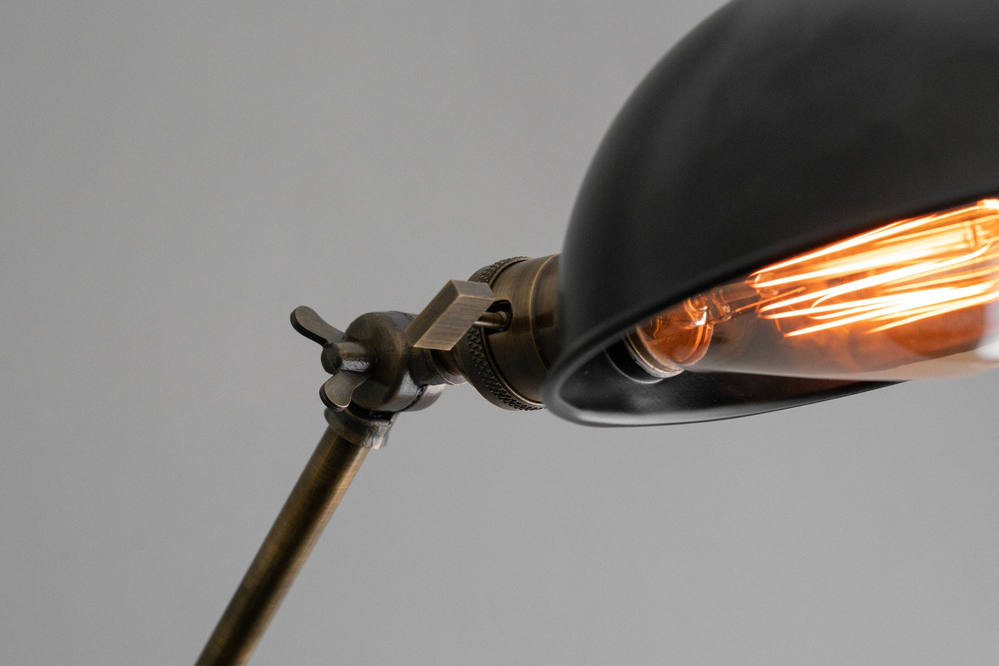 SCONCE MODEL No. 7590