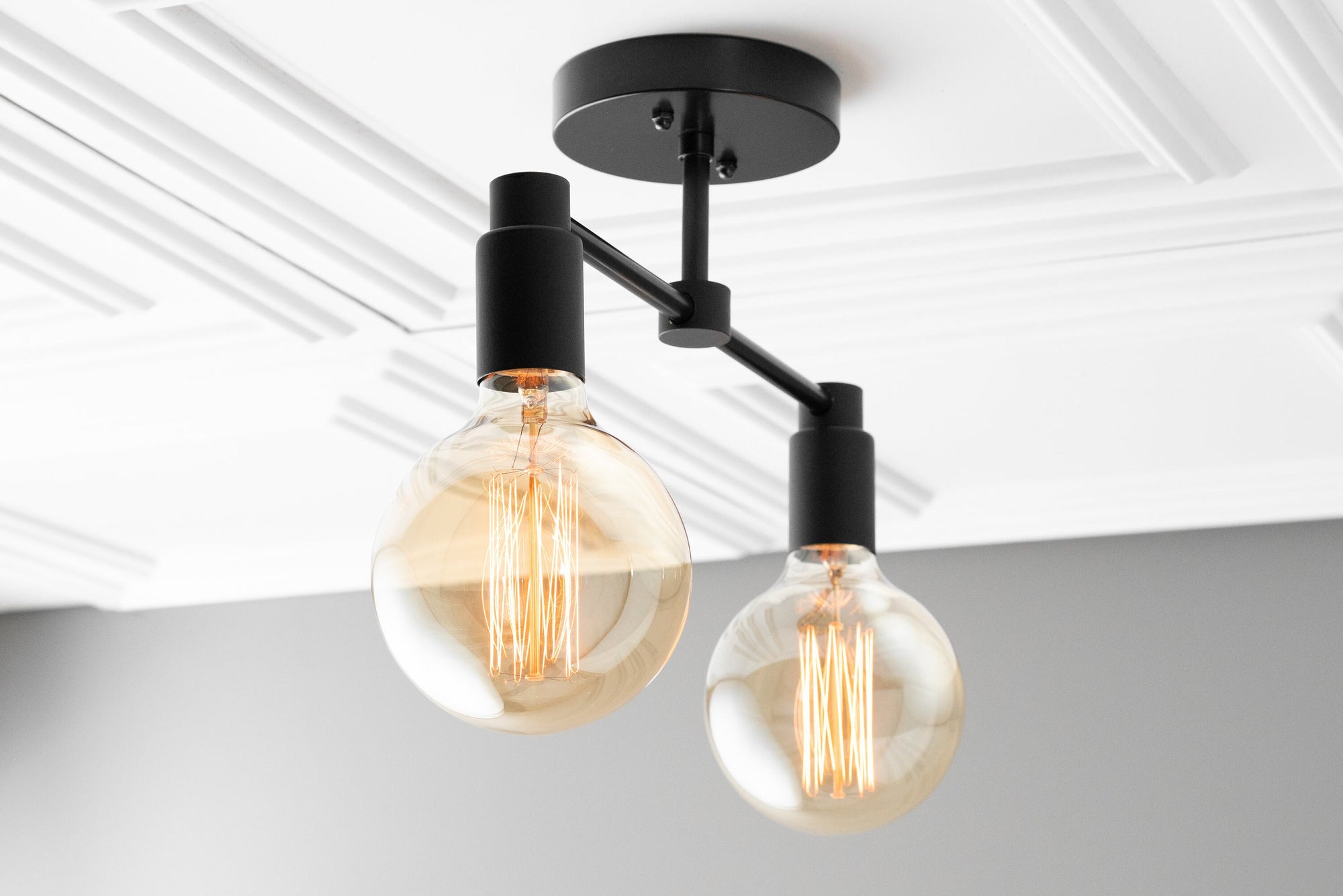 CEILING LIGHT MODEL NO. 8025