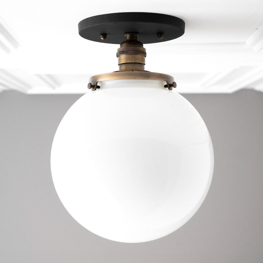 CEILING LIGHT MODEL NO. 1081
