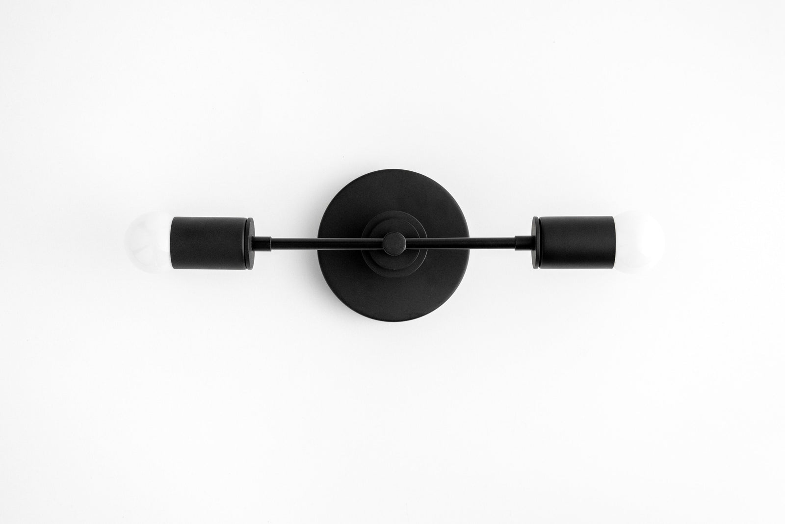 VANITY LIGHT MODEL NO. 8057