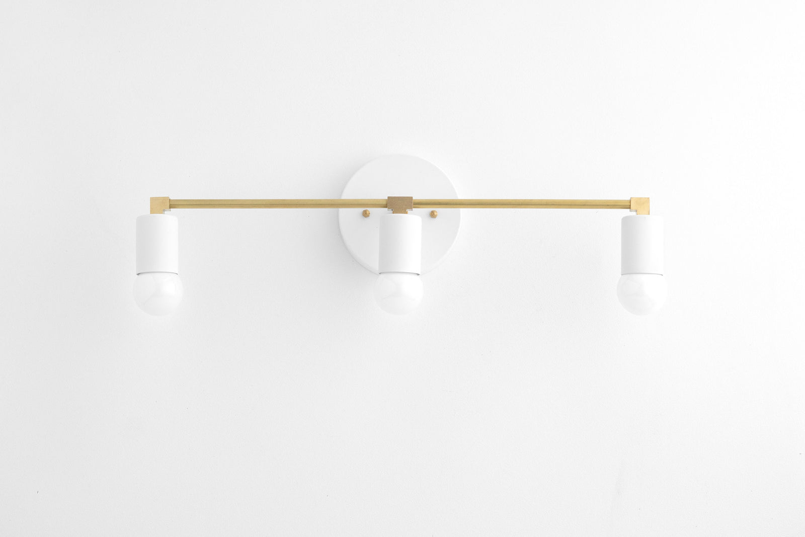VANITY LIGHT MODEL No. 7591