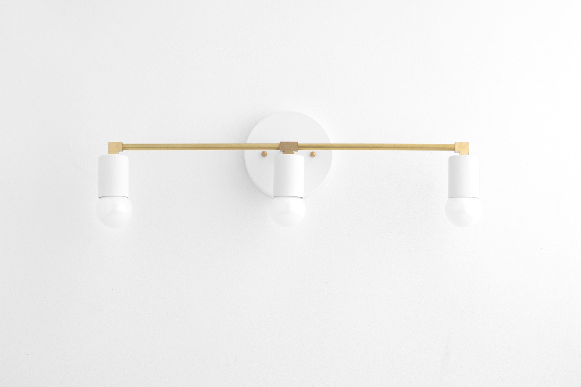 VANITY LIGHT MODEL No. 7591