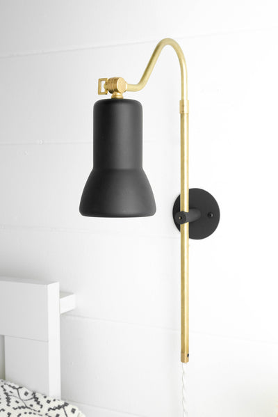 SCONCE MODEL No. 7644