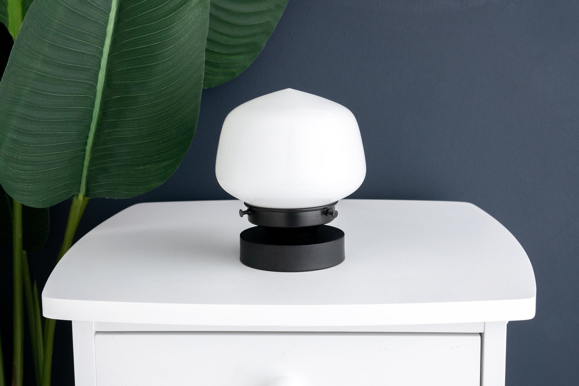 TABLE LAMP MODEL No. 1377