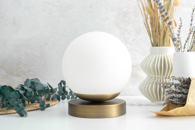 TABLE LAMP MODEL No. 3024