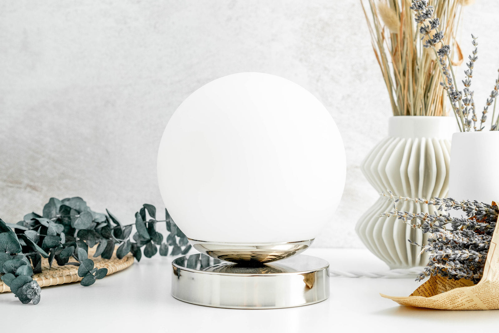 TABLE LAMP MODEL No. 3024