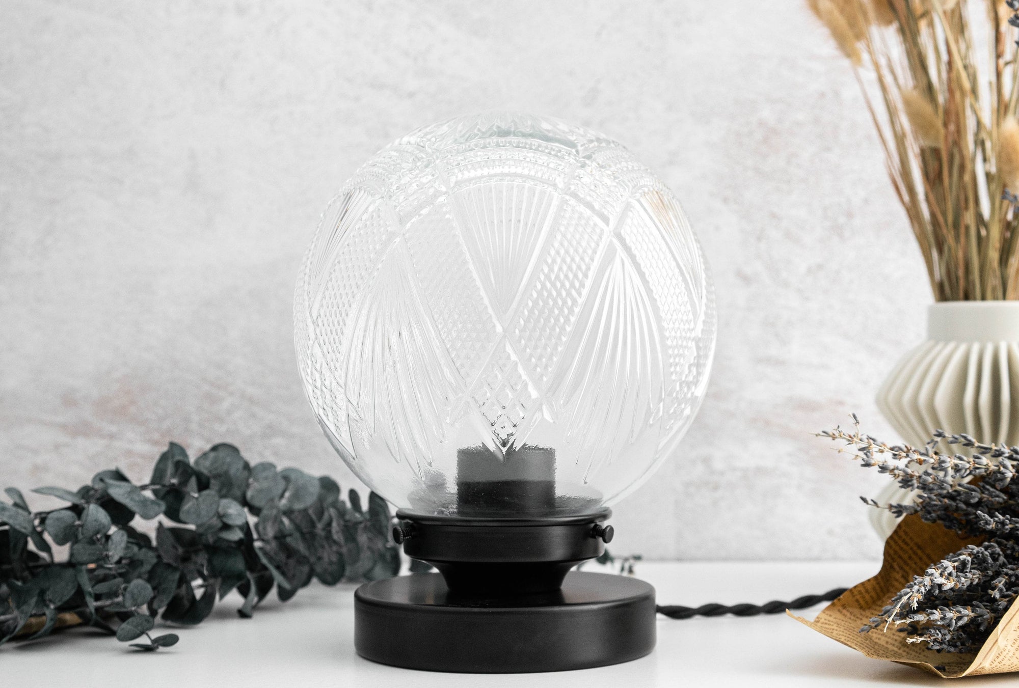 TABLE LAMP MODEL NO. 9565