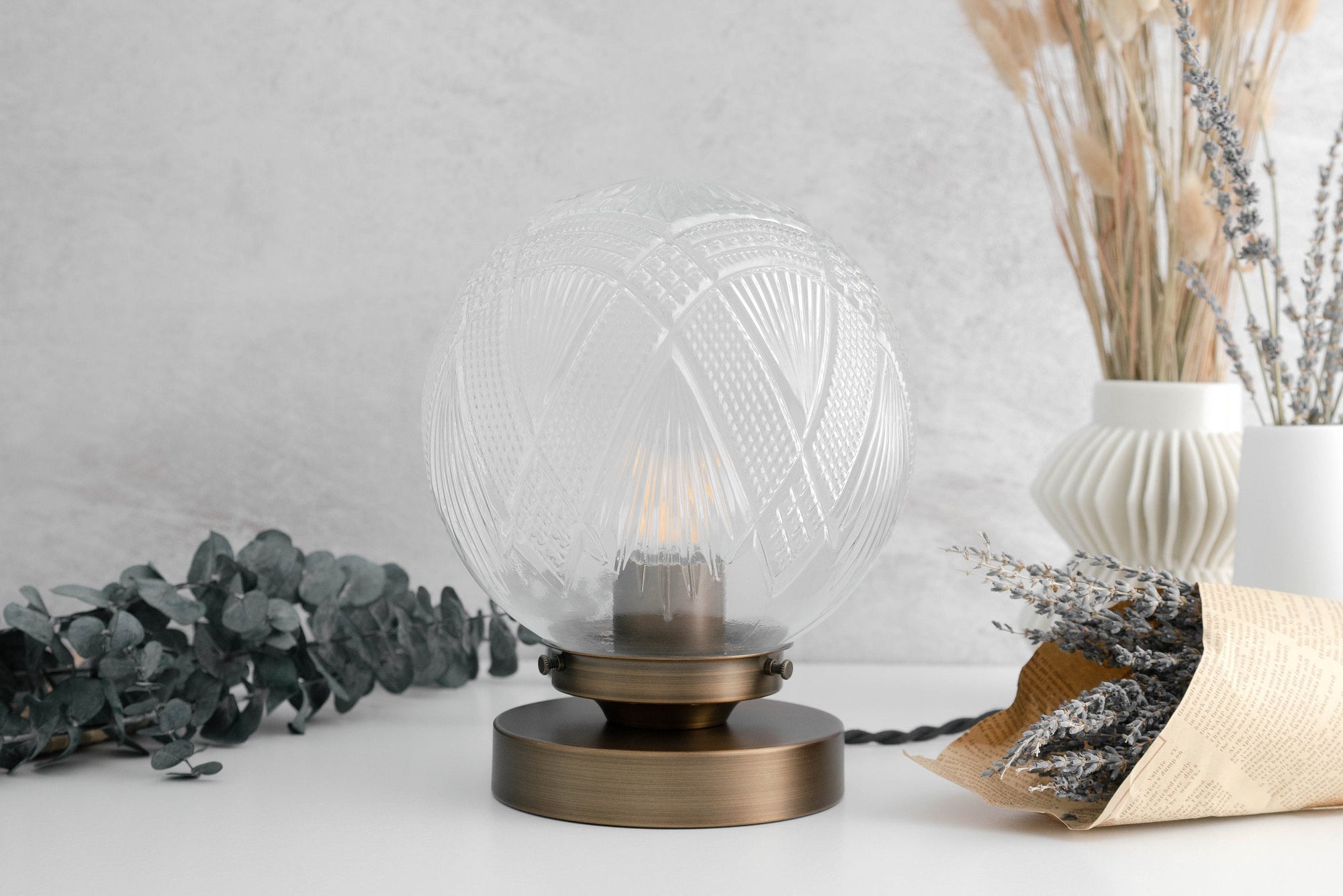 TABLE LAMP MODEL NO. 9565