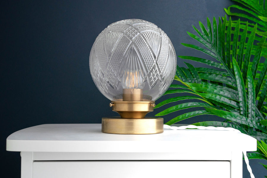 TABLE LAMP MODEL NO. 9565