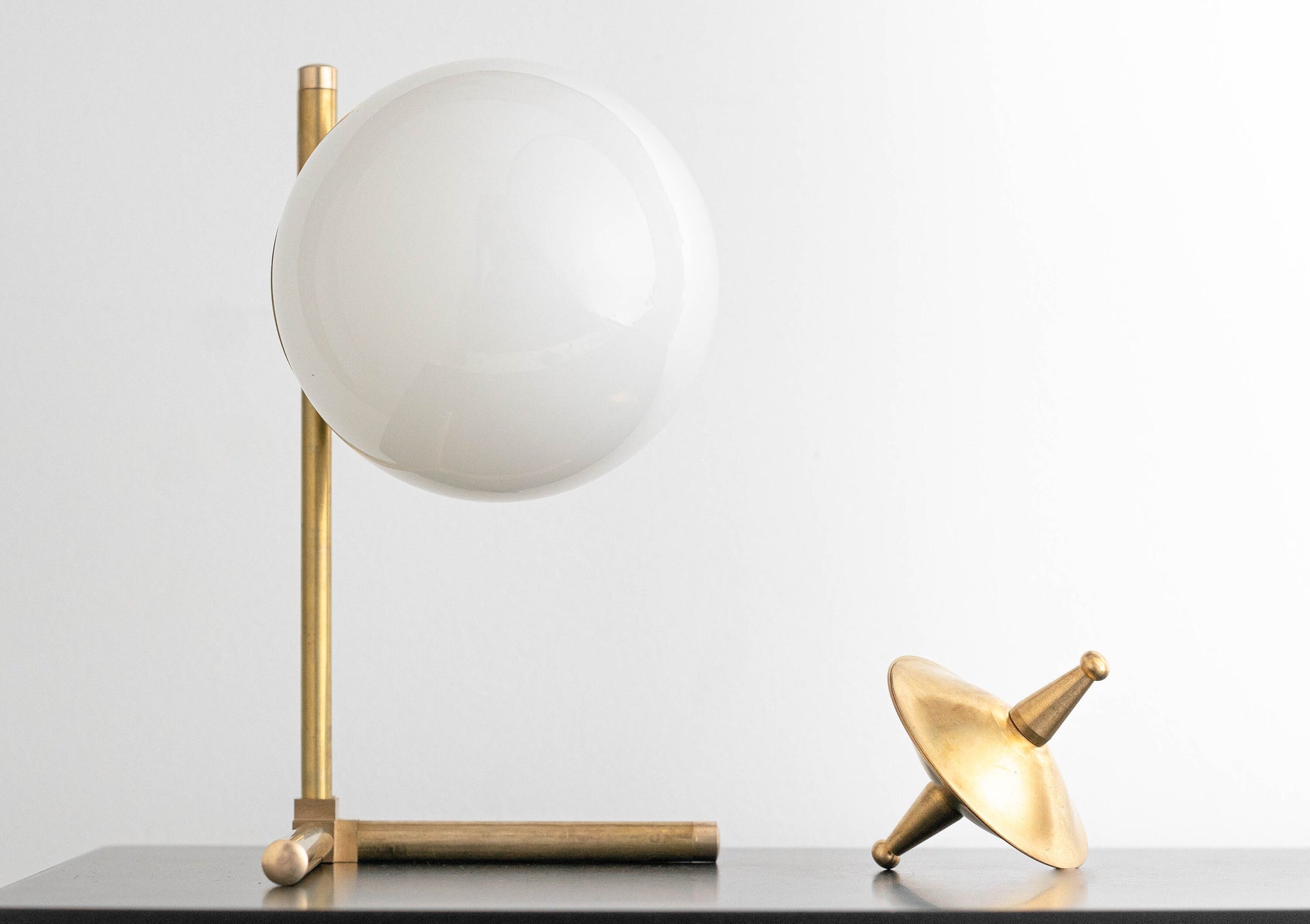 TABLE LAMP MODEL No. 7084