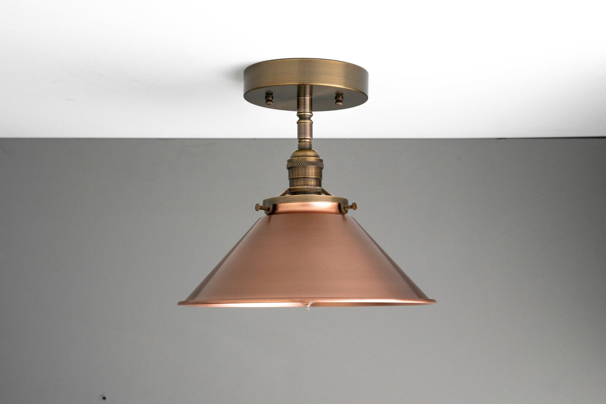 CEILING LIGHT MODEL No. 7423