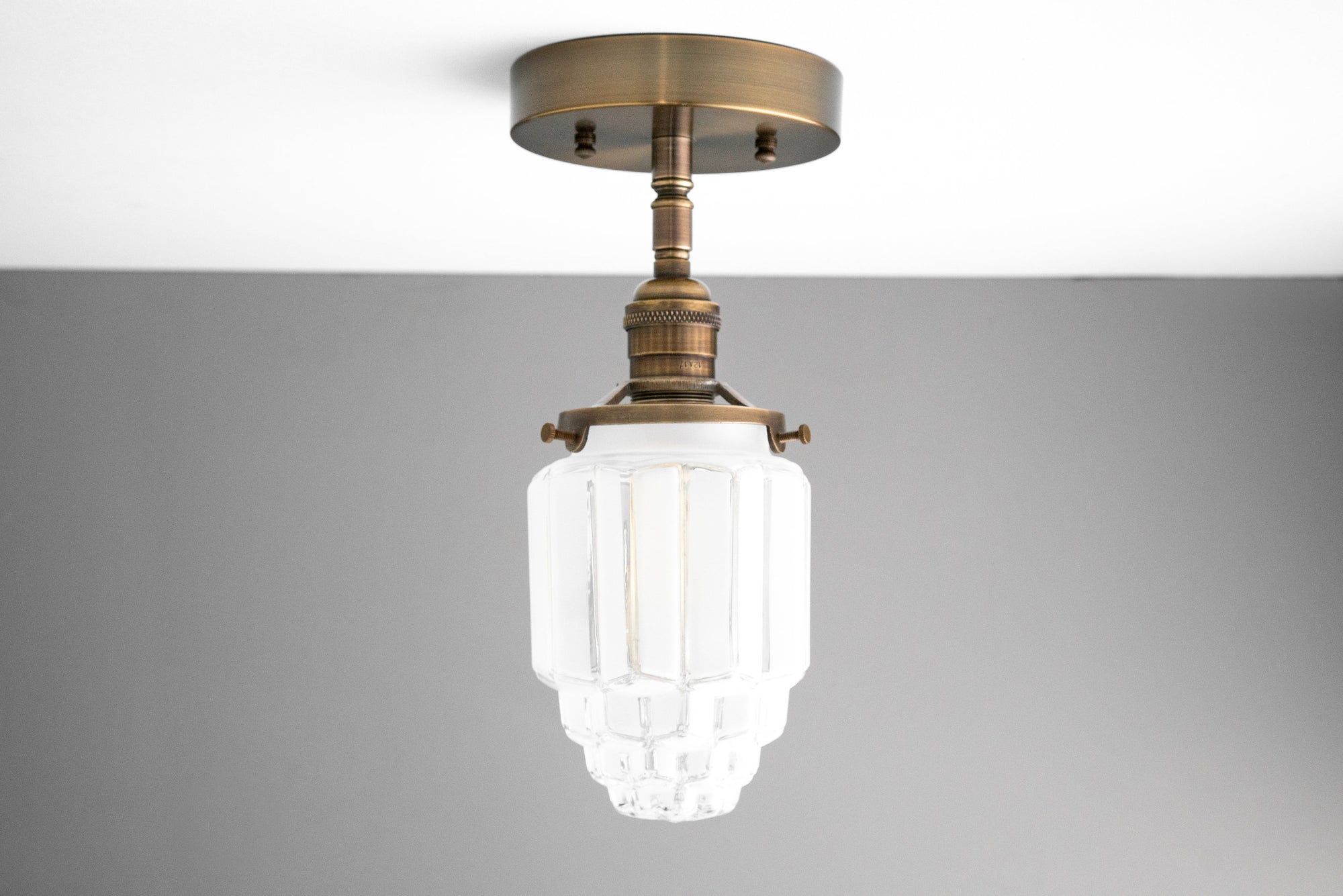 CEILING LIGHT MODEL No. 5774