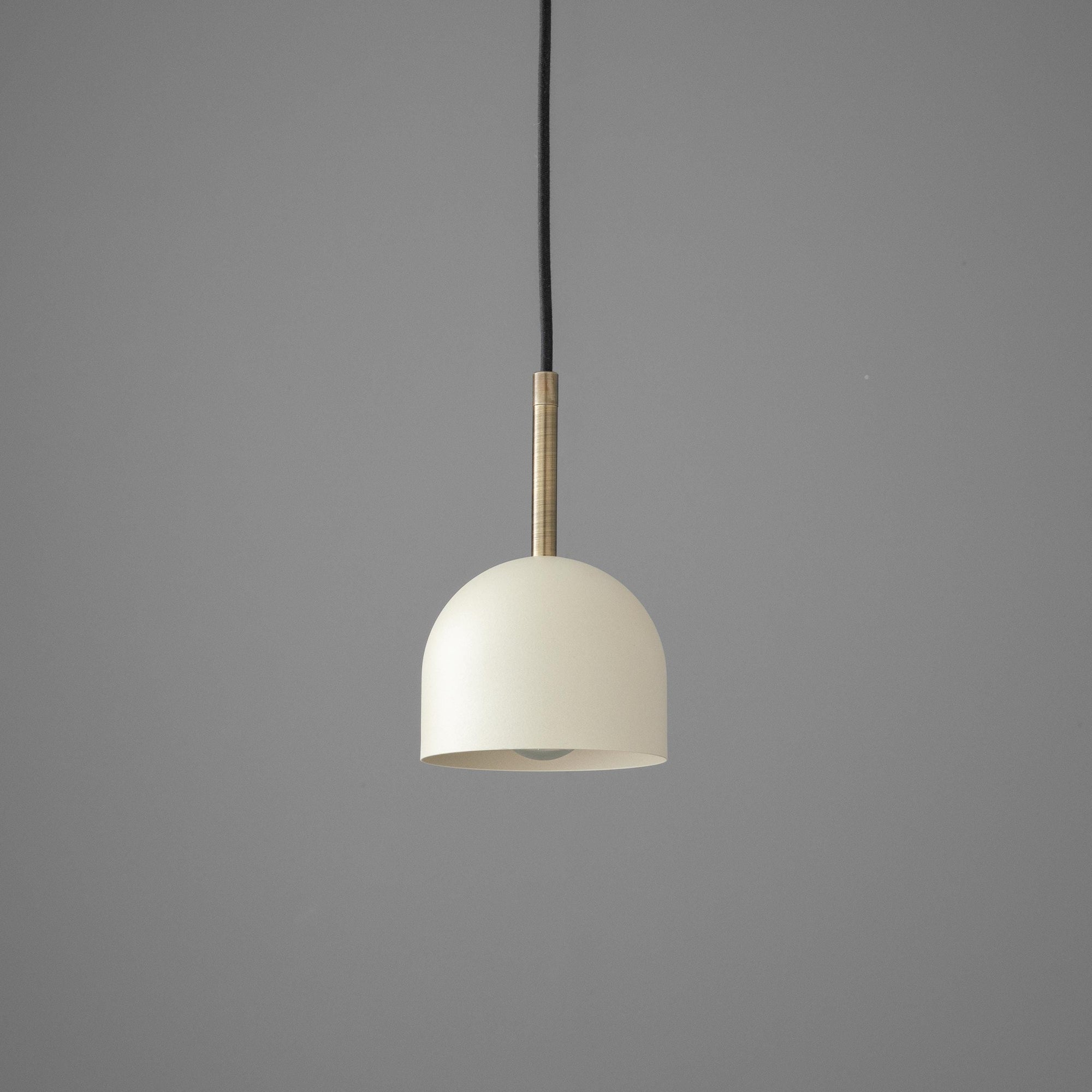 PENDANT MODEL NO. 1052