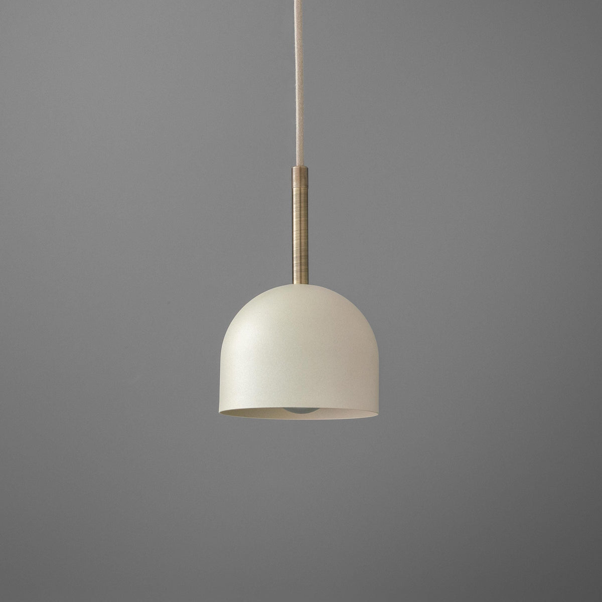 PENDANT MODEL NO. 1052