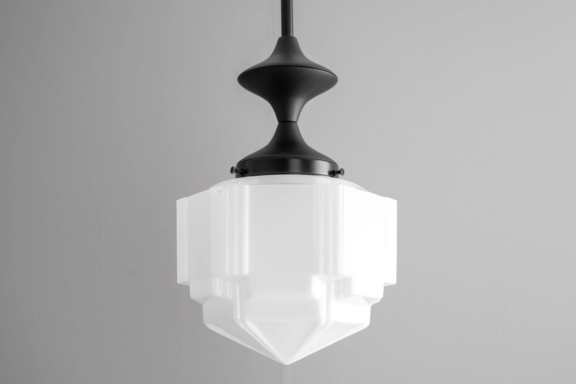 PENDANT MODEL NO. 0152