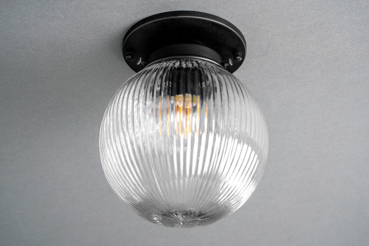 CEILING LIGHT MODEL NO. 4984