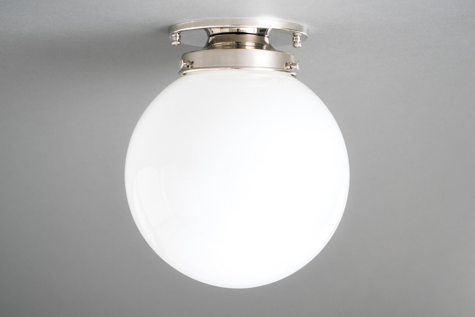 CEILING LIGHT MODEL NO. 5677