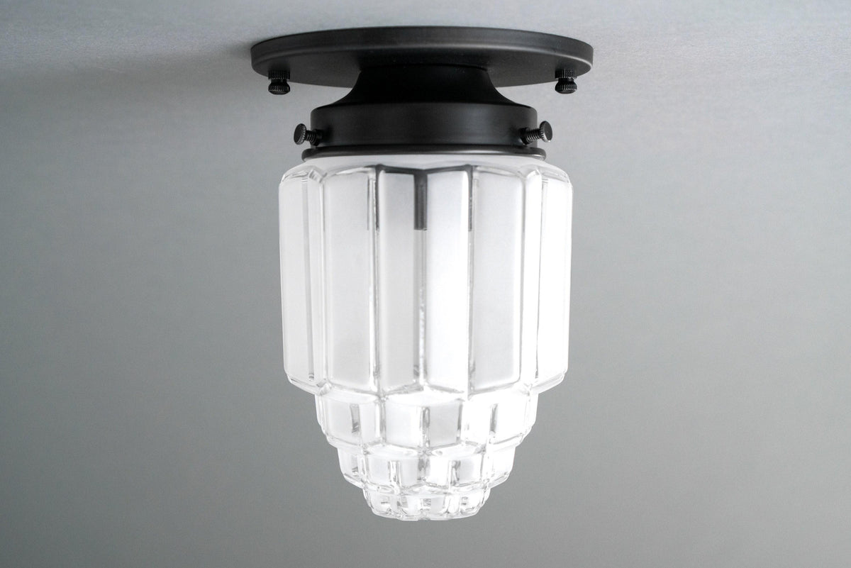 CEILING LIGHT MODEL NO. 8895