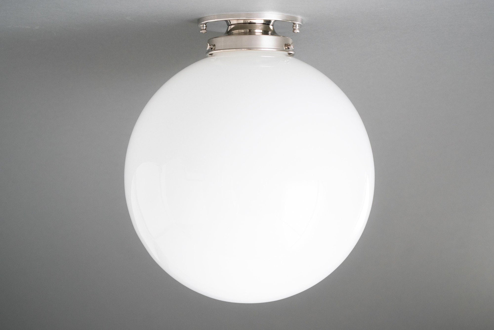 CEILING LIGHT MODEL NO. 7777
