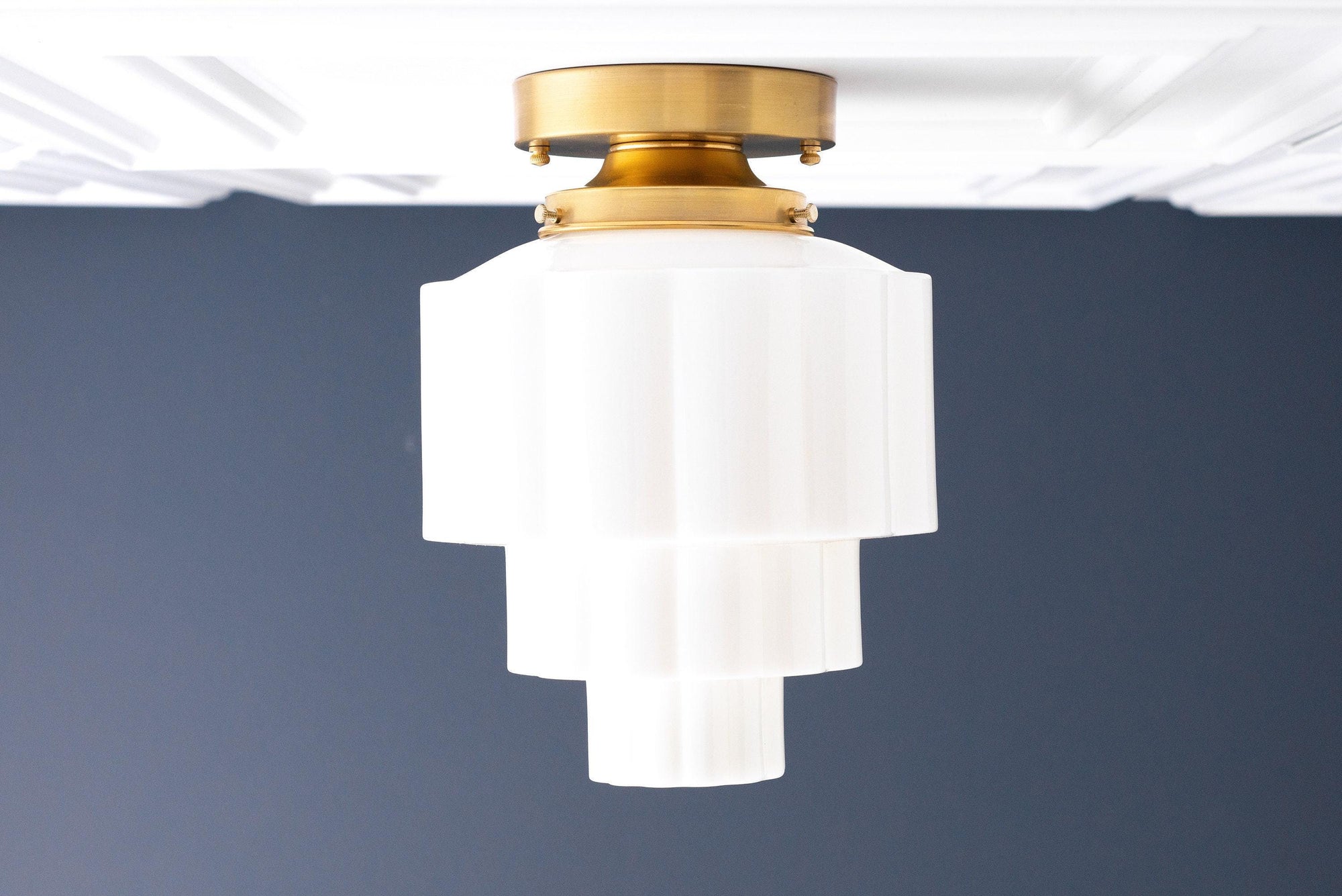 CEILING LIGHT MODEL NO. 3582