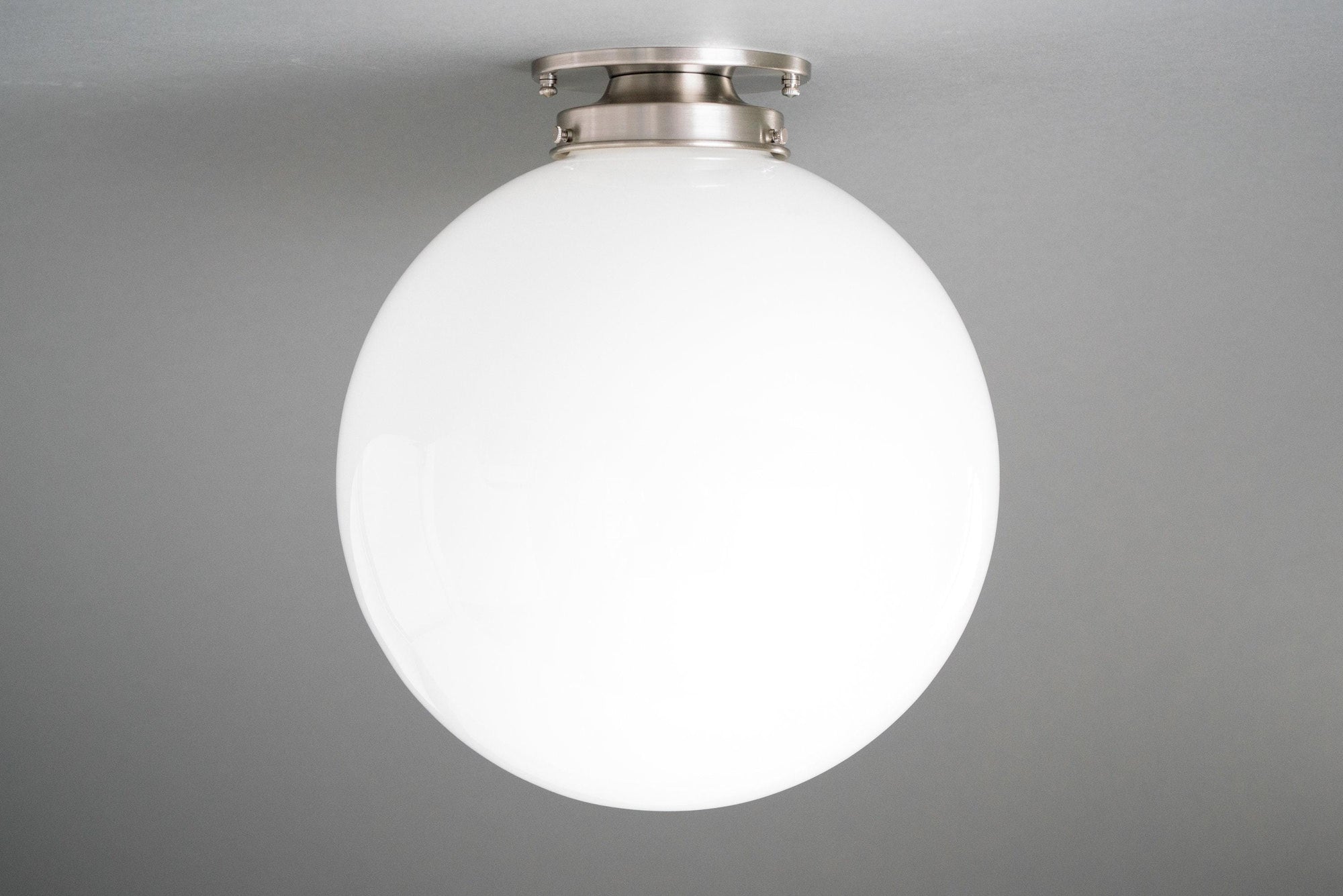 CEILING LIGHT MODEL NO. 7777