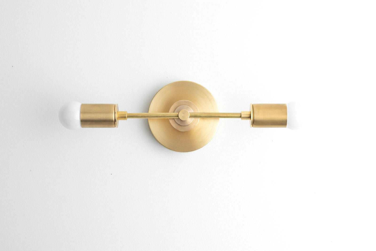 VANITY LIGHT MODEL NO. 8057