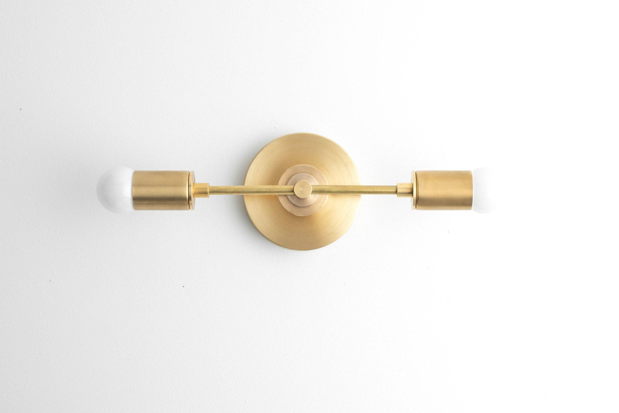 VANITY LIGHT MODEL NO. 8057