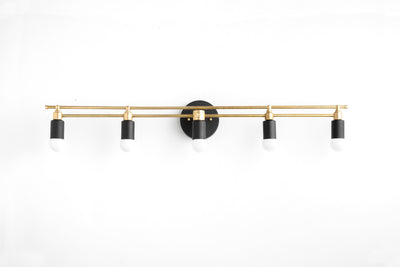 VANITY LIGHT MODEL NO. 3933