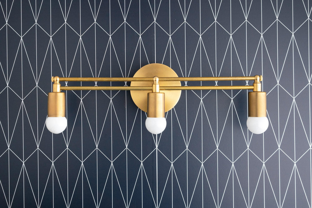 VANITY LIGHT MODEL NO. 8256